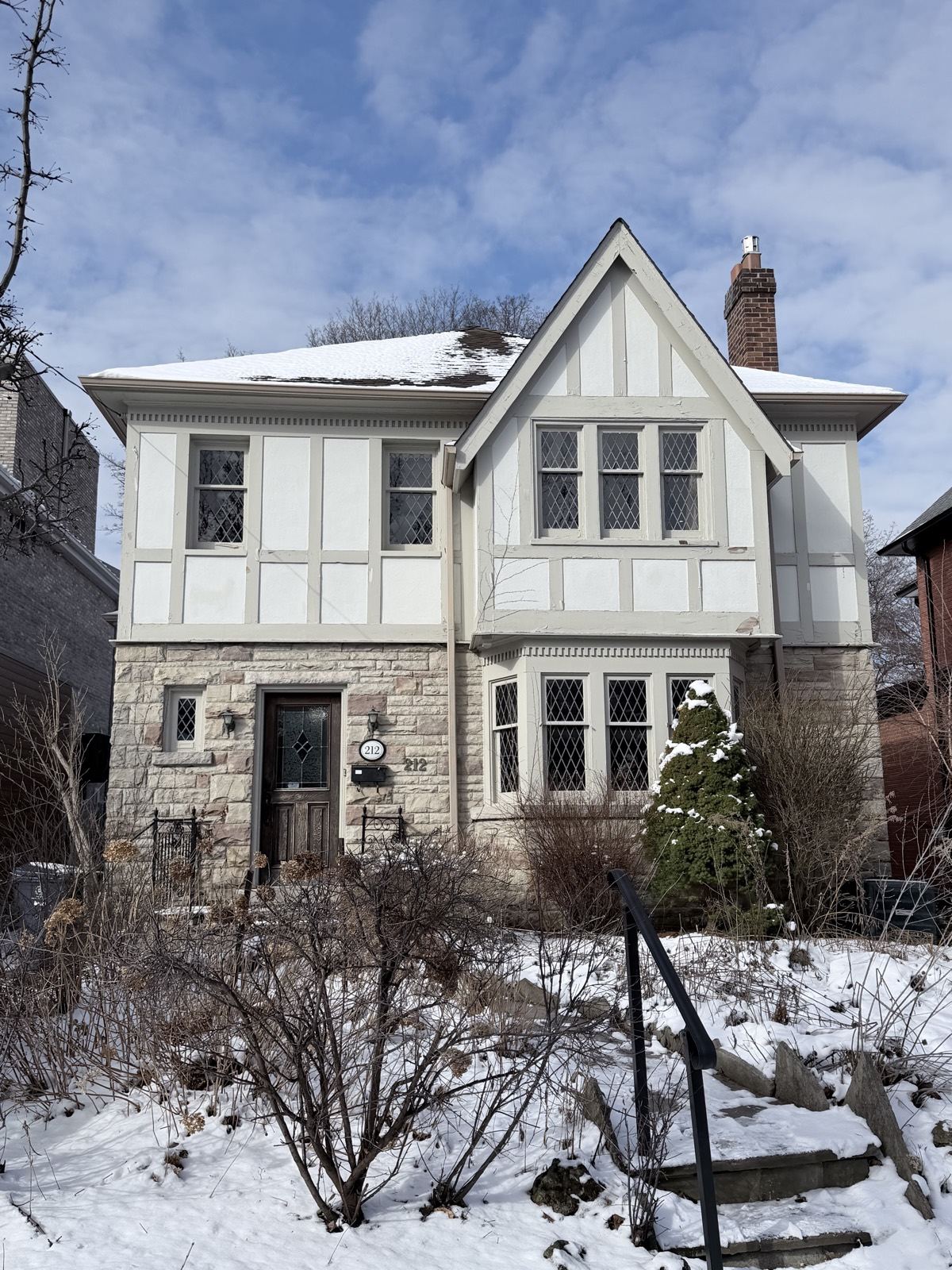 212 Glenayr Rd renovation